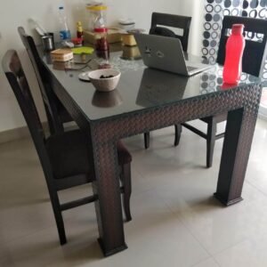 Second-hand Dining Table