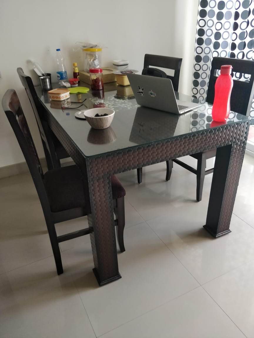 5c99fb950e9e720001e9d733 Second-hand Dining Table
